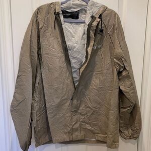 Frogg Toggs Zip up Jacket. Lightweight Rain wear.Size M